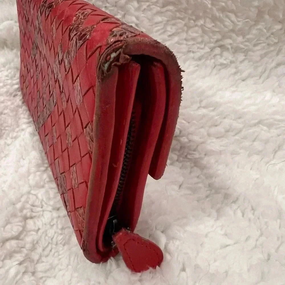 AS-IS Bottega Veneta snakeskin wallet Red - USED